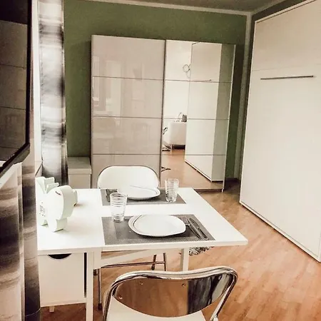 Lägenhet Fewo Toskana Mit Indoorpool U. Sauna Bad Bergzabern